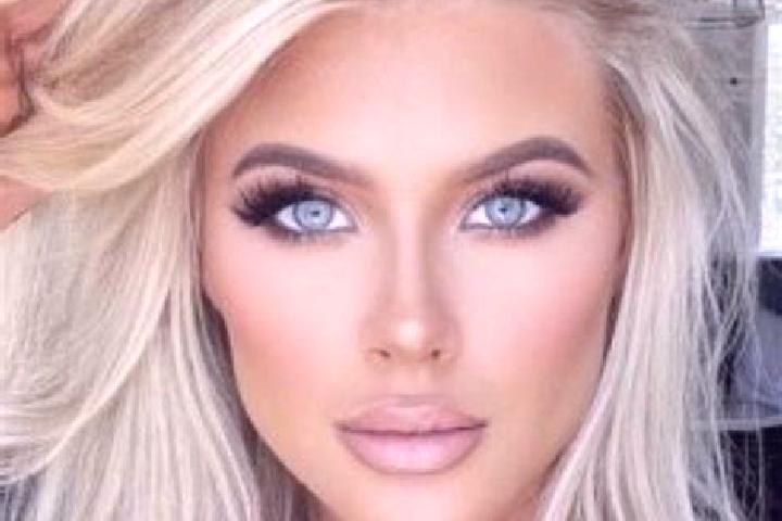 Jade, 29, a platinum blonde blue-eyed caribbean companion based in Doski Vadisi. Offering A-Level, Domination, BDSM, Travel Companion. Available for incall a...