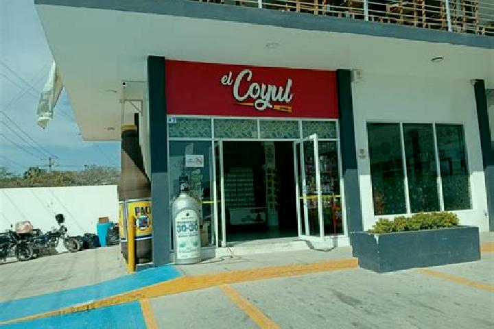 Jade, 29 — Escort in El Coyul, Mexico