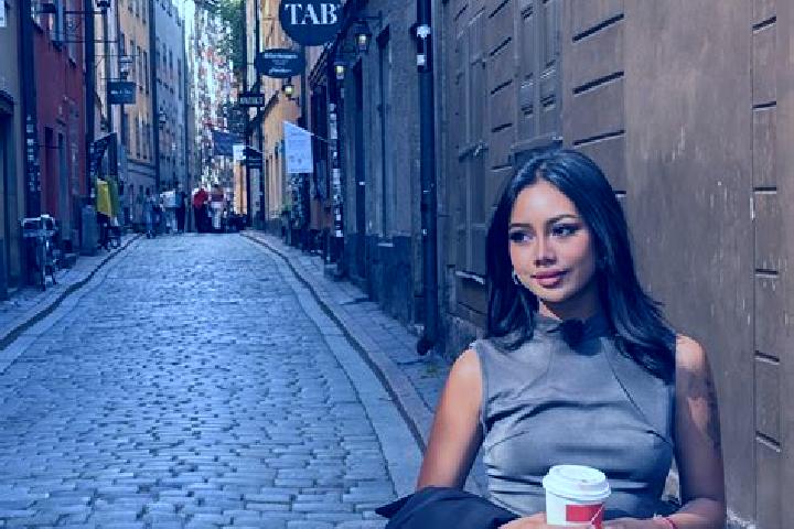 Jade, 29 — Escort in Oskarstroem, Sweden