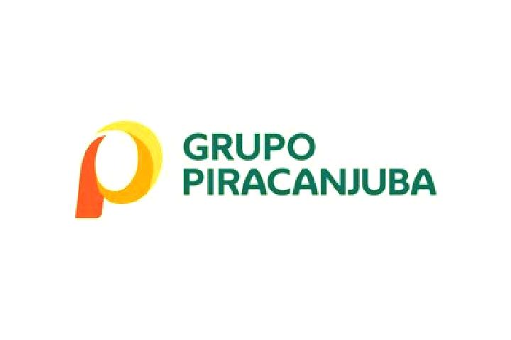 Jade, 29 — Escort in Piracanjuba, Brazil