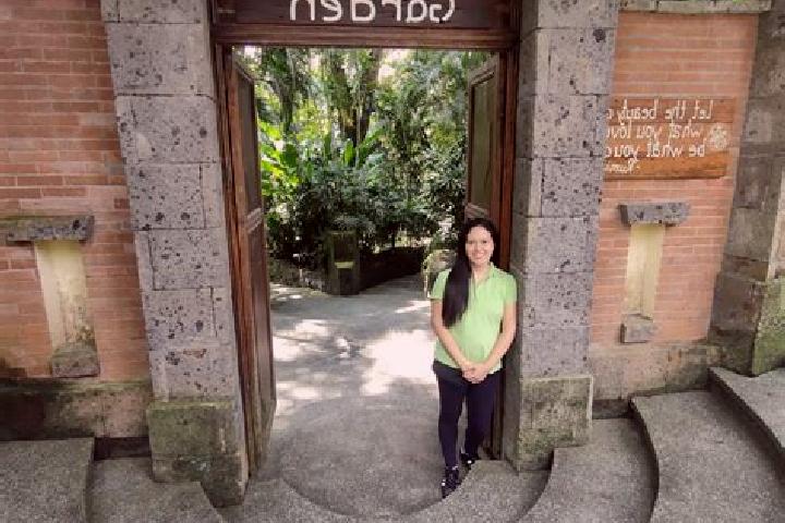 Jade, 29 — Escort in San Benito, Philippines