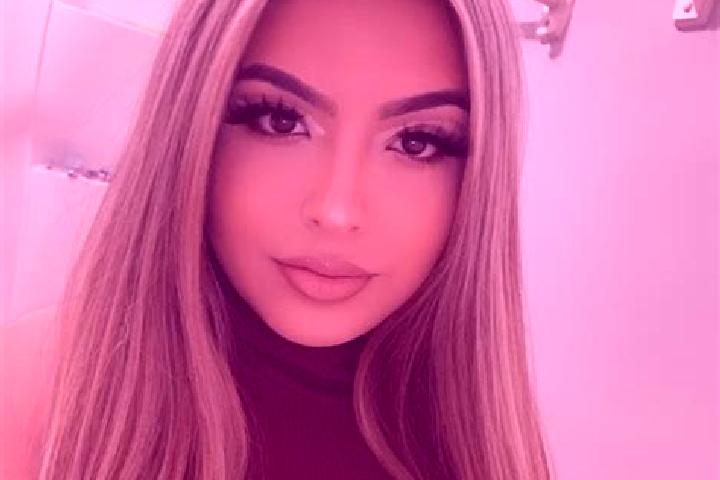 Jade, 30, a blonde brown-eyed latina companion based in Oued Zem. Offering Erotic Massage, Striptease, GFE. Available for incall and outcall, day and evening...