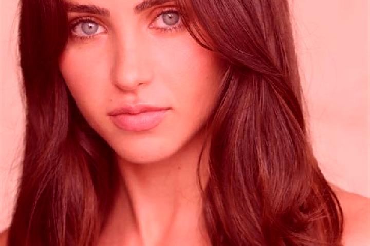 Jade, 30, a brunette blue-eyed mixed companion based in Essegnon. Offering Travel Companion, 69. Available for incall and outcall, day and evening dates.