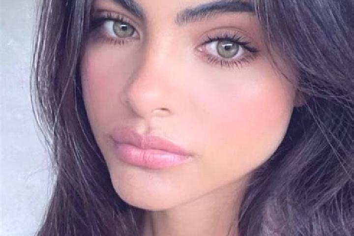 Jade, 30, a brunette dark-eyed european companion based in Sant Arcangelo. Offering Massage, Deep French Kissing, 69. Available for incall and outcall, day a...