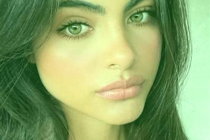 Jade, 30, a brunette grey-eyed indian companion based in Scholen. Offering Erotic Massage, Massage. Available for incall and outcall, overnight bookings avai...