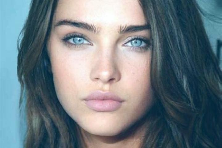 Jade, 30, a brunette grey-eyed mixed companion based in Casoca. Offering Travel Companion, GFE, Roleplay, Deep French Kissing. Available for incall and outca...