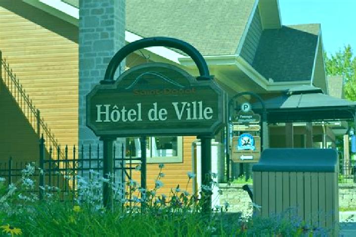 Jade, 30, a chestnut amber-eyed caribbean companion based in Saint-Donat-de-Montcalm. Offering Striptease, 69, Prostate Massage. Available for incall and out...