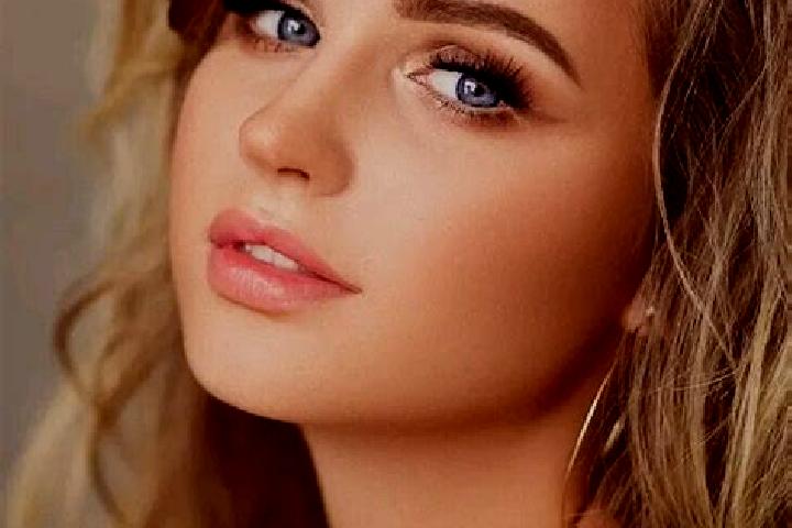 Jade, 30, a dark blonde blue-eyed indian companion based in Xiaojiangba. Offering Travel Companion, Duos, Striptease, GFE. Available for incall and outcall, ...