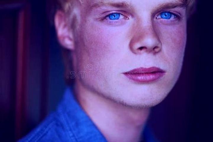 Jade, 31, a blonde blue-eyed caucasian companion based in Morts Estate. Offering Roleplay, Prostate Massage, Duos. Available for incall and outcall, day and ...
