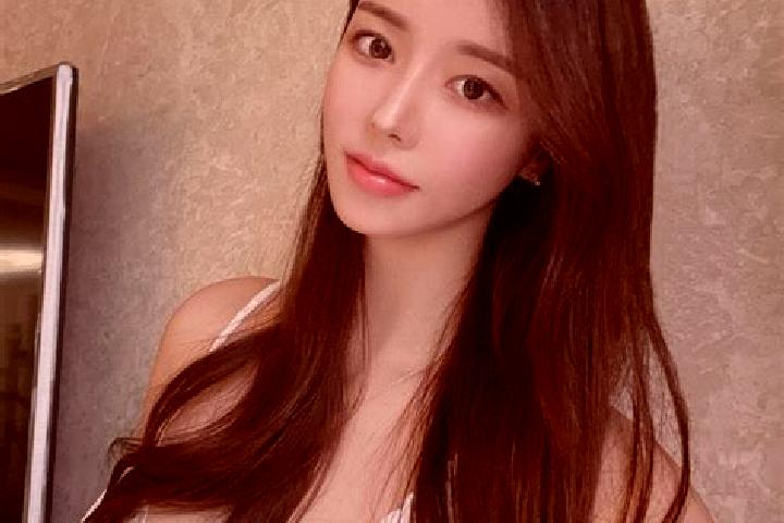 Jade, 31 — Escort in Zasan, Poland