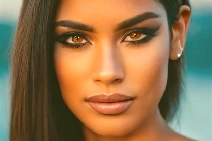 Jade, 32, a black dark-eyed latina companion based in Millbridge. Offering Couples, A-Level, Massage. Available for incall and outcall, day and evening dates.