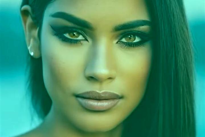 Jade, 32, a blonde dark-eyed latina companion based in Trzic. Offering CIM, Tantra, Erotic Massage, Girlfriend Experience. Available for incall and outcall, ...