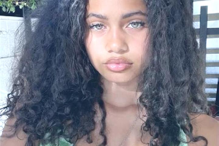 Jade, 32, a red green-eyed mixed companion based in Puerto del Salitre. Offering Duos, Deep French Kissing, Couples. Available for incall and outcall, day an...