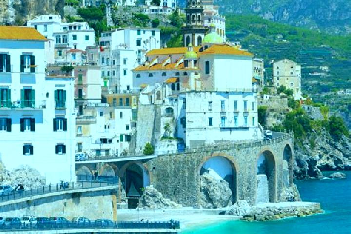 Jade, 32 — Escort in Pallagorio, Italy