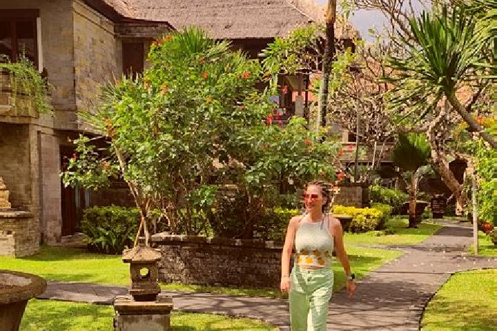 Jade, 32 — Escort in Tanahwangko, Indonesia