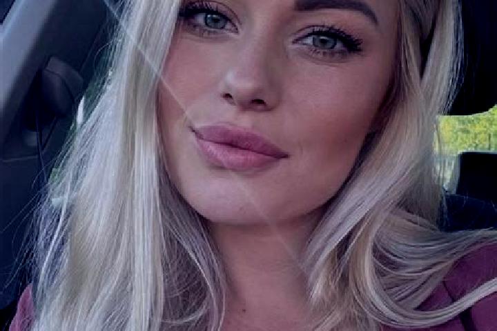 Jade, 33, a blonde hazel-eyed middle eastern companion based in Cocucho. Offering Striptease, Overnight, CIM. Available for incall and outcall, day and eveni...