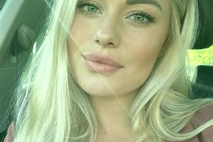 Jade, 33, a blonde hazel-eyed slavic companion based in Pulianas. Offering Overnight, GFE, A-Level. Available for incall and outcall, overnight bookings avai...