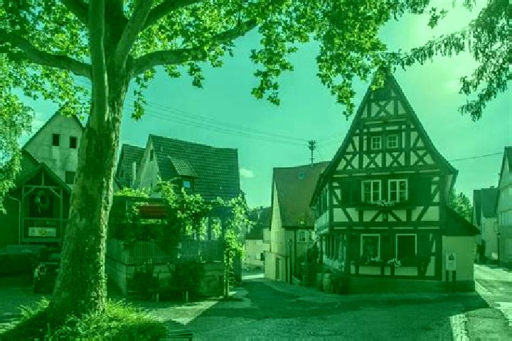 Jade, 33 — Escort in Freiberg am Neckar, Germany
