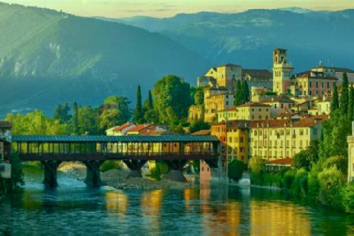 Jade, 33 — Escort in San Bassano, Italy