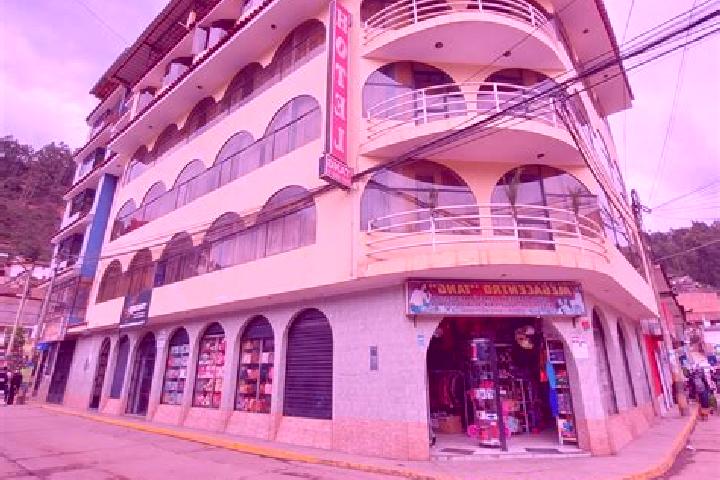 Jade, 33 — Escort in Yanama, Peru