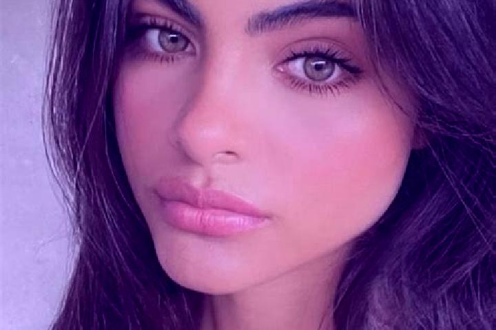 Jade, 34, a chestnut green-eyed indian companion based in Marslet. Offering Duos, Massage, A-Level. Available for incall and outcall, overnight bookings avai...