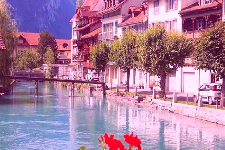 Jade, 34 — Escort in Muentschemier, Switzerland