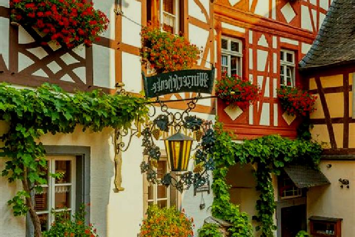 Jade, 34 — Escort in Niederofflingen, Germany