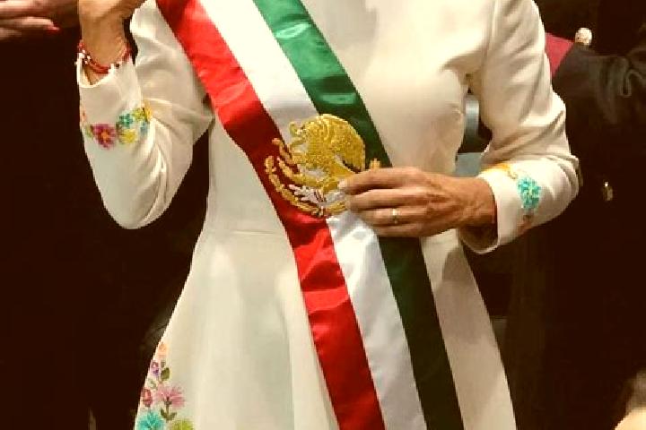 Jade, 34 — Escort in Santa Maria Xadani, Mexico