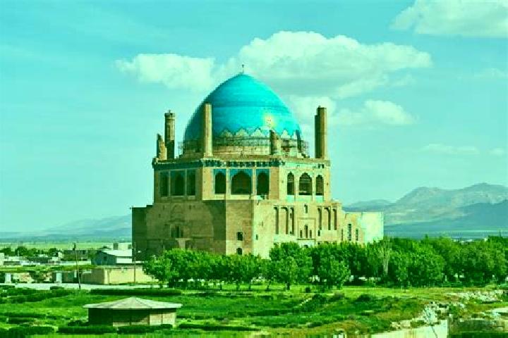 Jade, 34 — Escort in Soltaniyeh, Iran