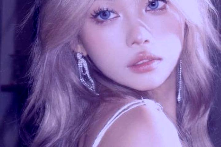 Jade, 35, a blonde grey-eyed asian companion based in Culver. Offering OWO, Overnight, Domination, Tantra, Duos. Available for incall and outcall, day and ev...