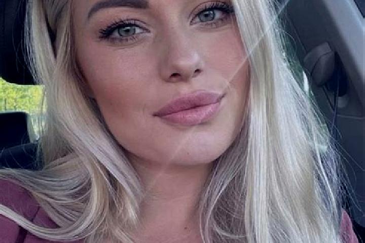 Jade, 35, a blonde hazel-eyed middle eastern companion based in Kola Sar. Offering Striptease, BDSM, Girlfriend Experience, Fetish, Prostate Massage. Availab...