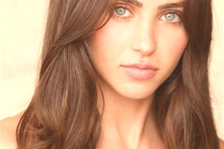 Jade, 35, a brunette grey-eyed caribbean companion based in Yefremov. Offering OWO, A-Level, Couples. Available for incall and outcall, day and evening dates.