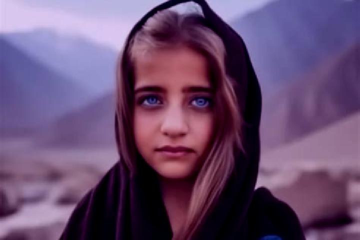 Jade, 35, a dark blonde amber-eyed middle eastern companion based in Colmenar Viejo. Offering Domination, Duos, Travel Companion, GFE. Available for incall a...