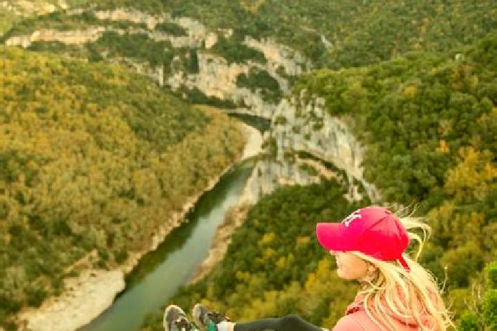 Jade, 35 — Escort in Gorges, France