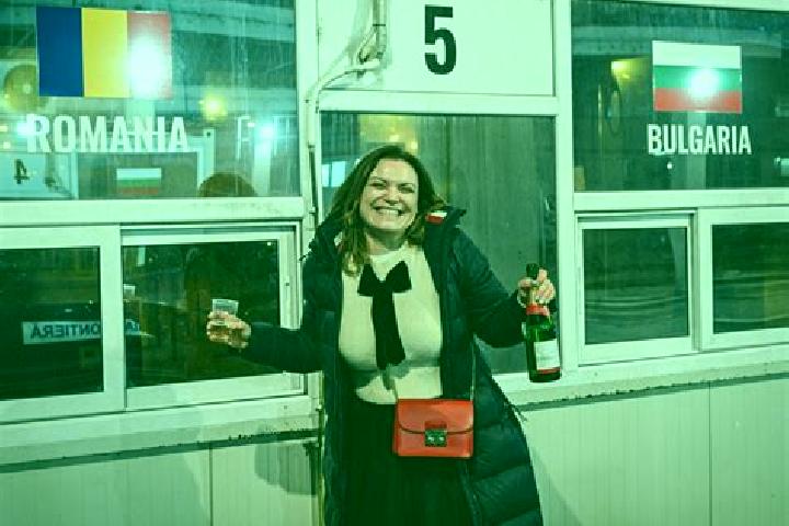 Jade, 36 — Escort in Margheni, Romania