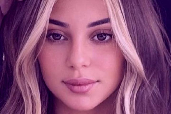Jade, 37, a blonde brown-eyed middle eastern companion based in Hadagalli. Offering Couples, Girlfriend Experience, Domination. Available for incall and outc...