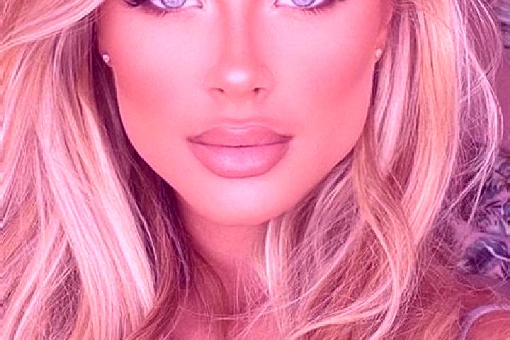 Jade, 37, a blonde hazel-eyed latina companion based in Viinikka. Offering Roleplay, Prostate Massage, Overnight, OWO, A-Level. Available for incall and outc...