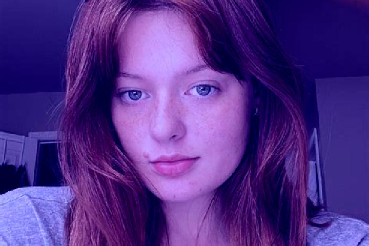Jade, 37, a chestnut grey-eyed caucasian companion based in Cap-aux-Meules. Offering Roleplay, Striptease, Girlfriend Experience. Available for incall and ou...