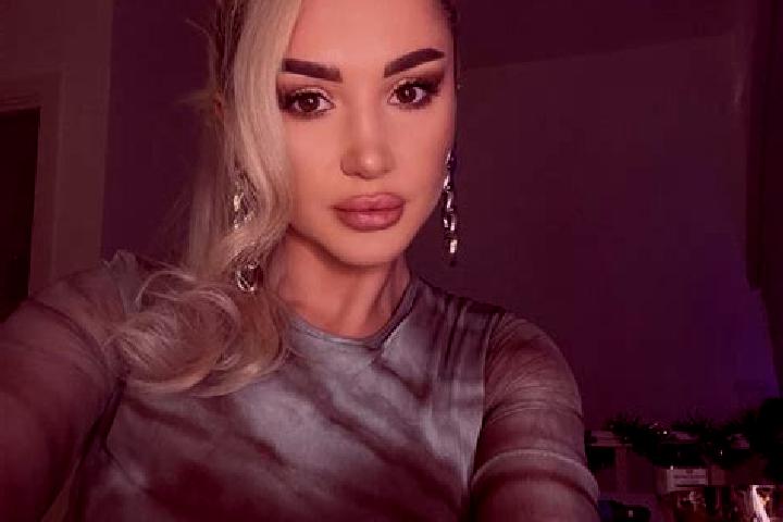 Jade, 38, a blonde amber-eyed caribbean companion based in San Miguel Coatlinchan. Offering GFE, BDSM, Roleplay. Available for incall and outcall, day and ev...