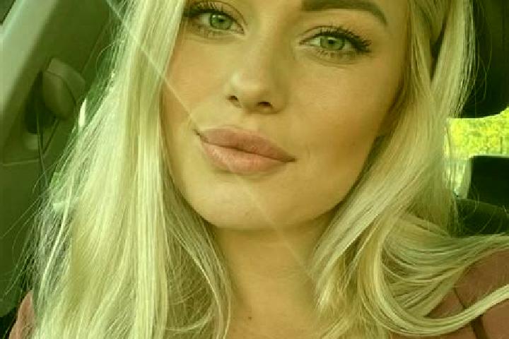 Jade, 38, a blonde hazel-eyed caribbean companion based in Reillo. Offering Travel Companion, Erotic Massage, Couples. Available for incall and outcall, day ...