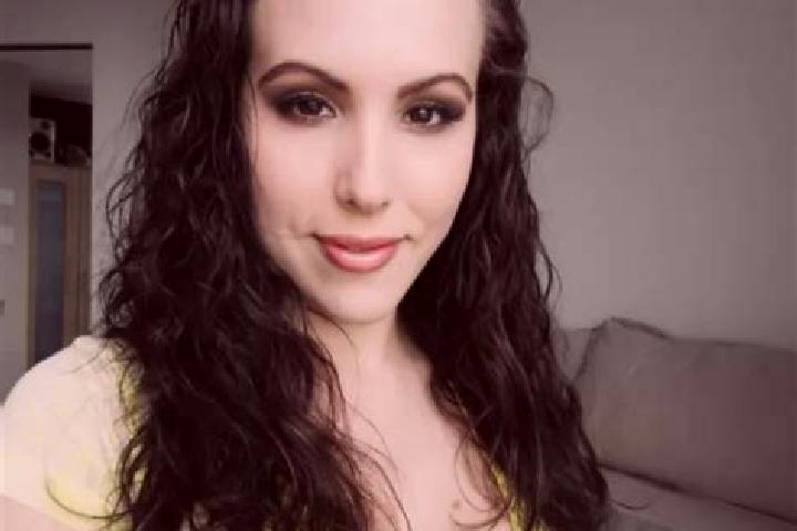 Jade, 38, a red grey-eyed middle eastern companion based in Mautern in Steiermark. Offering BDSM, 69, OWO, Striptease, CIM. Available for incall and outcall,...