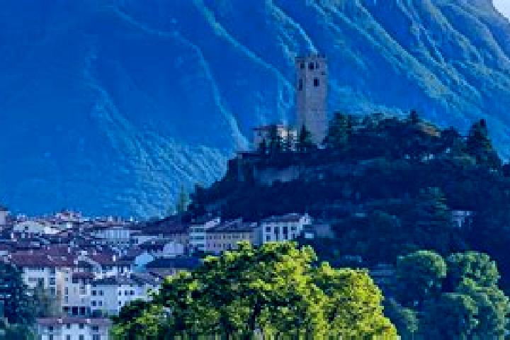 Jade, 38 — Escort in Forni Avoltri, Italy