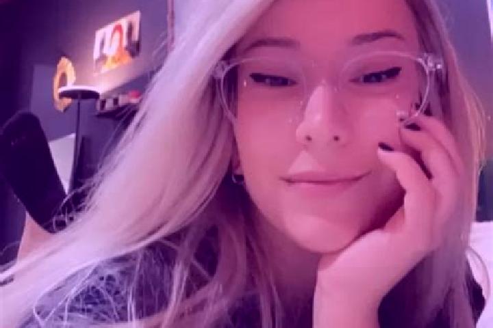 Jade, 39, a blonde dark-eyed middle eastern companion based in Gore Bay. Offering Fetish, Striptease, Dinner Date, Erotic Massage. Available for incall and o...