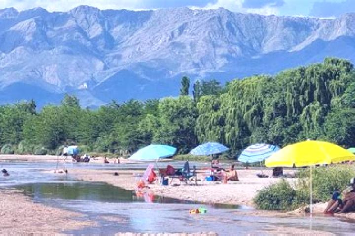 Jade, 39 — Escort in Arroyo de Los Patos, Argentina