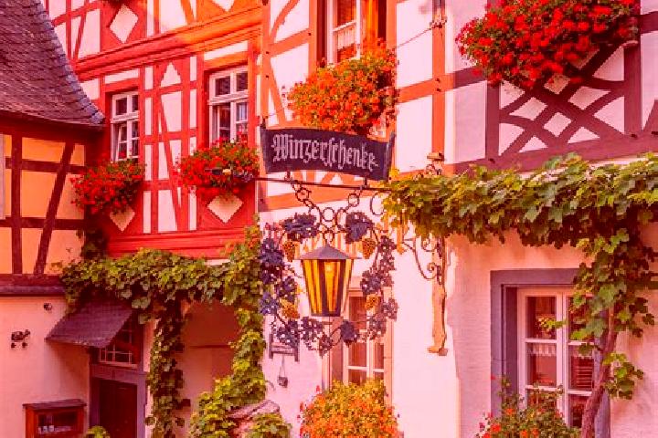 Jade, 39 — Escort in Hohenollen, Germany
