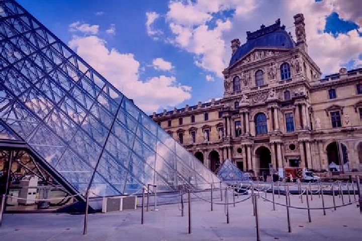 Jade, 39 — Escort in Paris 01 Louvre, France