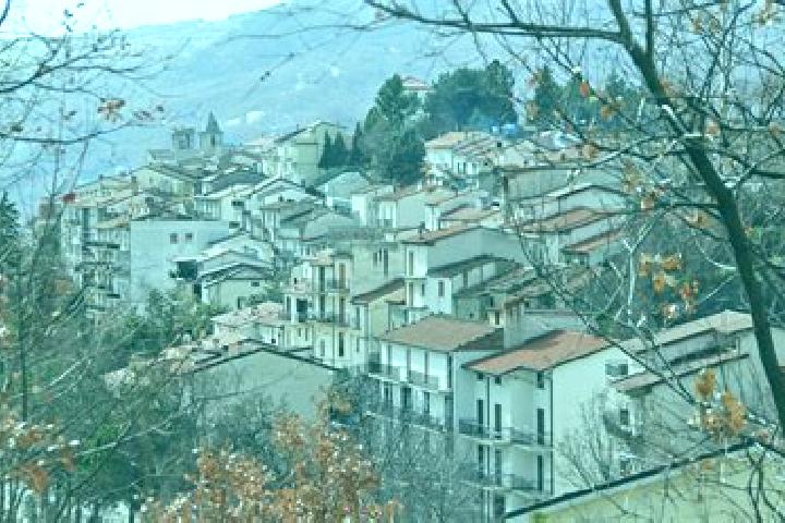 Jade, 39 — Escort in Poggio Sannita, Italy