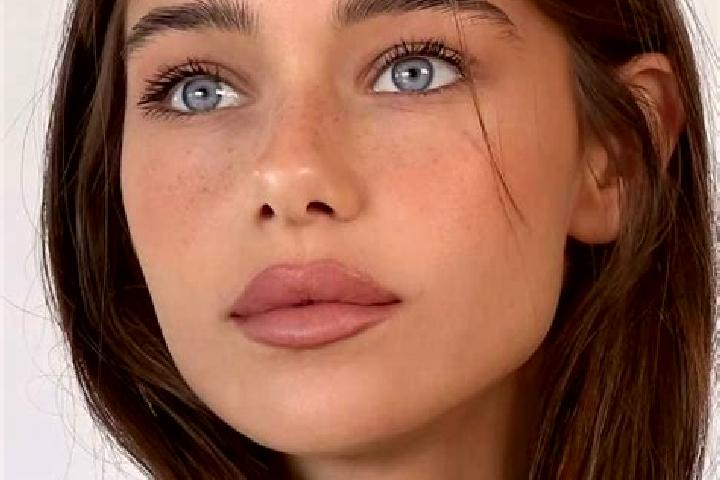 Kinsley, 20, a brunette grey-eyed caucasian companion based in Villefranche-d Allier. Offering BDSM, Dinner Date, Travel Companion. Available for incall and ...