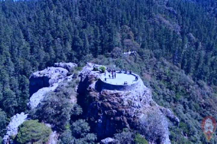 Kinsley, 20 — Escort in Bosques del Mineral, Mexico