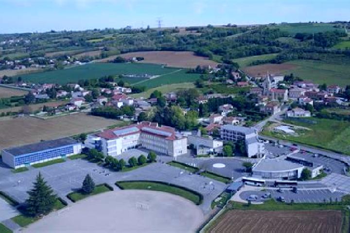 Kinsley, 20 — Escort in Chateauneuf-de-Galaure, France